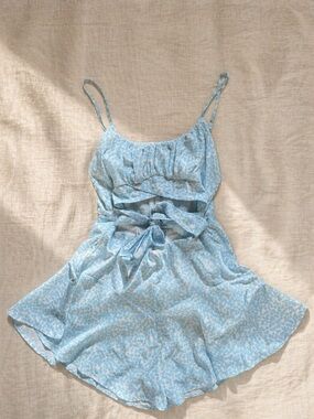 Princess Polly Light Blue Floral Tie-Waist Romper size 8
